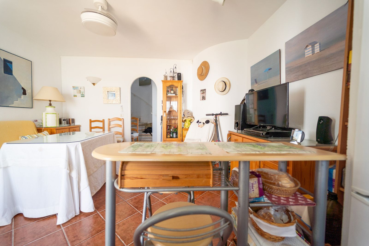 Se vende Pareada de 2 dormitorios en Costa Del Sol, Málaga, España