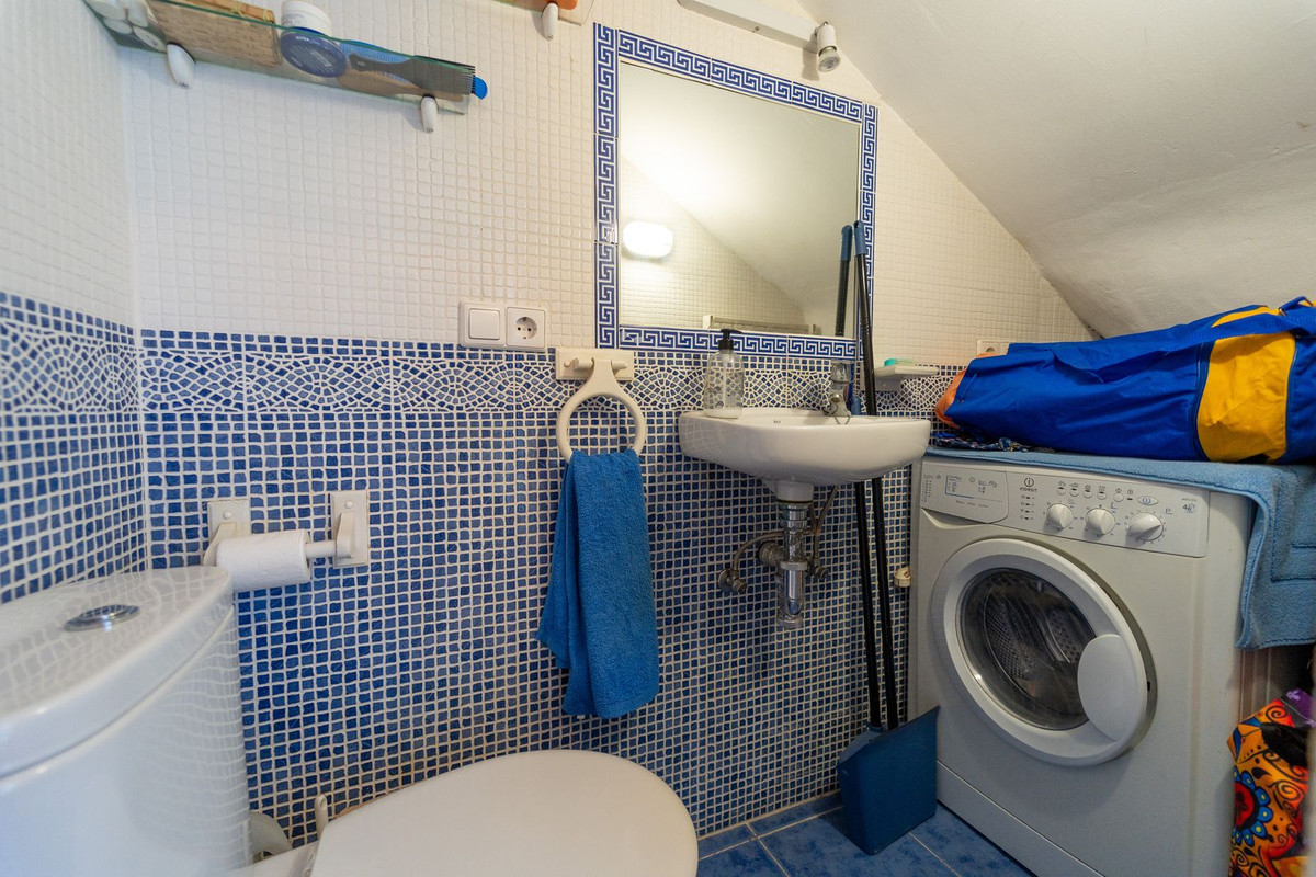 Se vende Pareada de 2 dormitorios en Costa Del Sol, Málaga, España