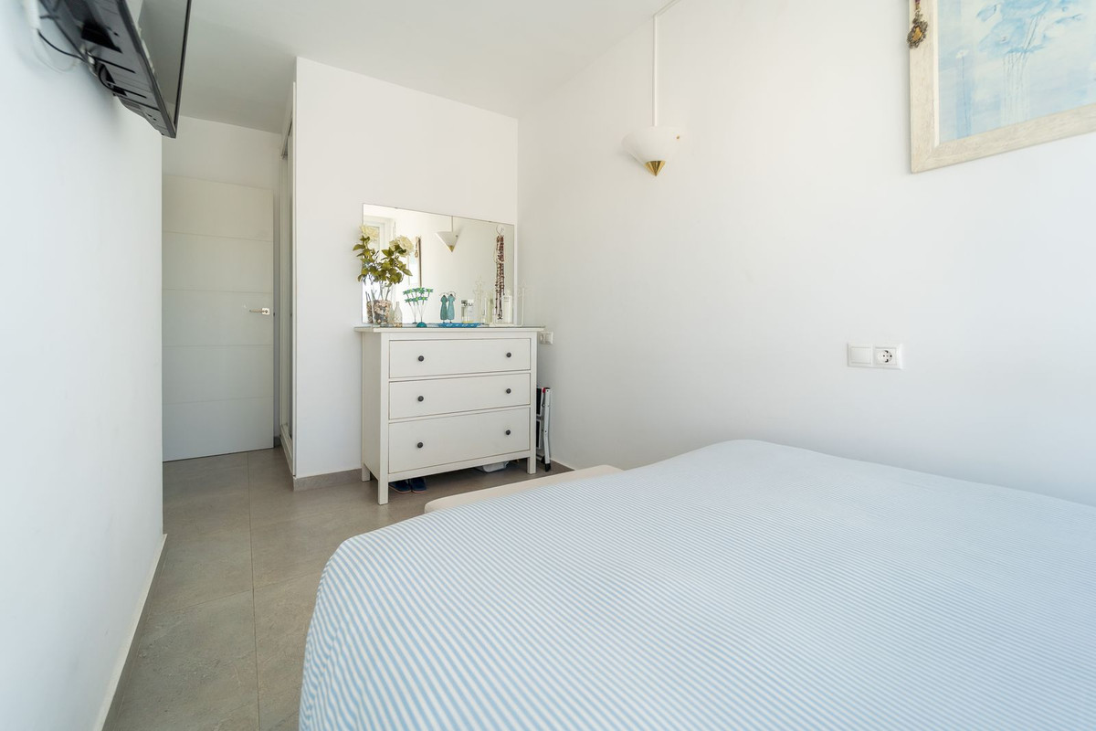 Se vende Pareada de 2 dormitorios en Costa Del Sol, Málaga, España