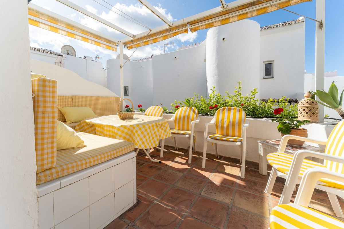 Se vende Pareada de 2 dormitorios en Costa Del Sol, Málaga, España
