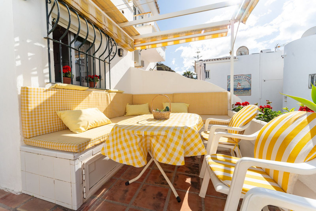 Se vende Pareada de 2 dormitorios en Costa Del Sol, Málaga, España