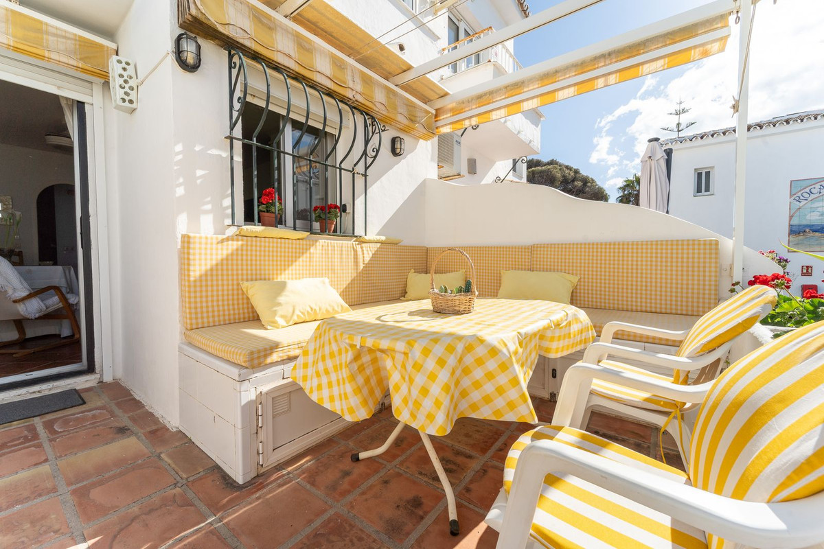 Se vende Pareada de 2 dormitorios en Costa Del Sol, Málaga, España