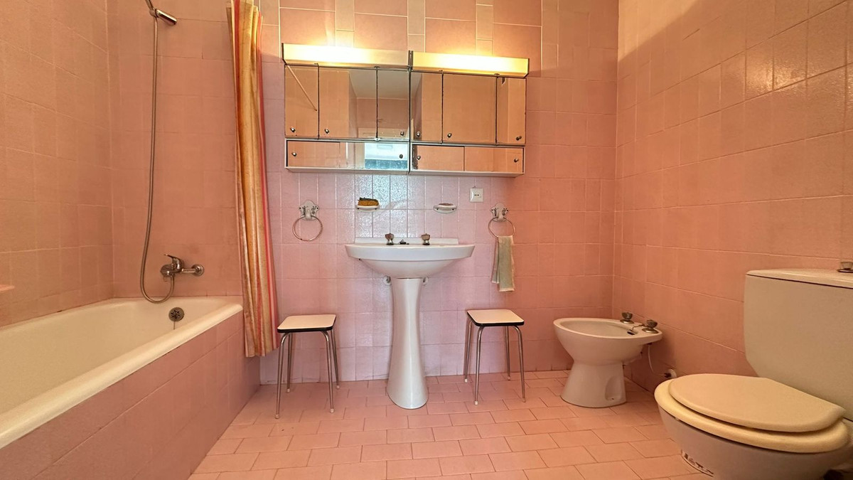 Se vende Apartamento Planta Media de 1 dormitorios en Costa Del Sol, Málaga, España