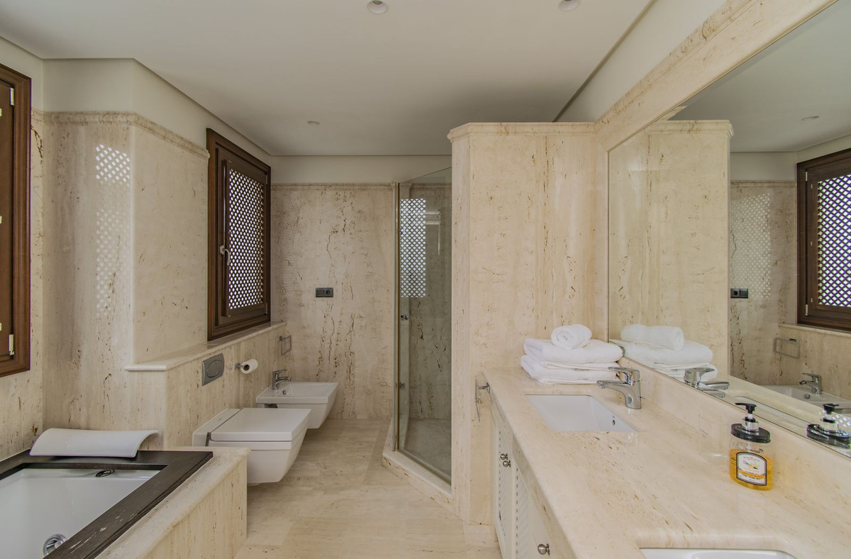 Se vende Ático de 5 dormitorios en Costa Del Sol, Málaga, España