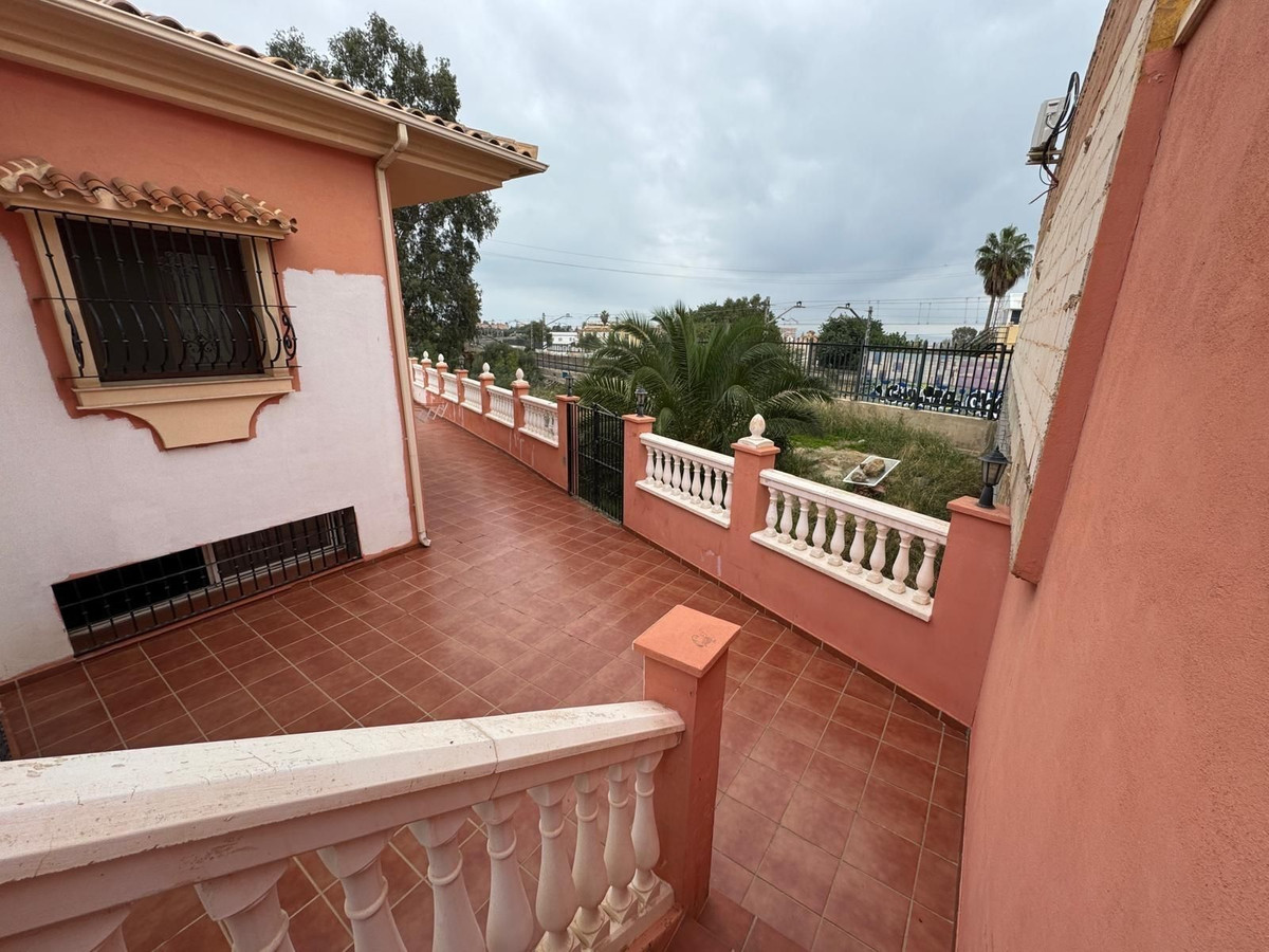 4 Bed Townhouse for sale in Benalmadena Costa Costa Del Sol, Málaga, Spain