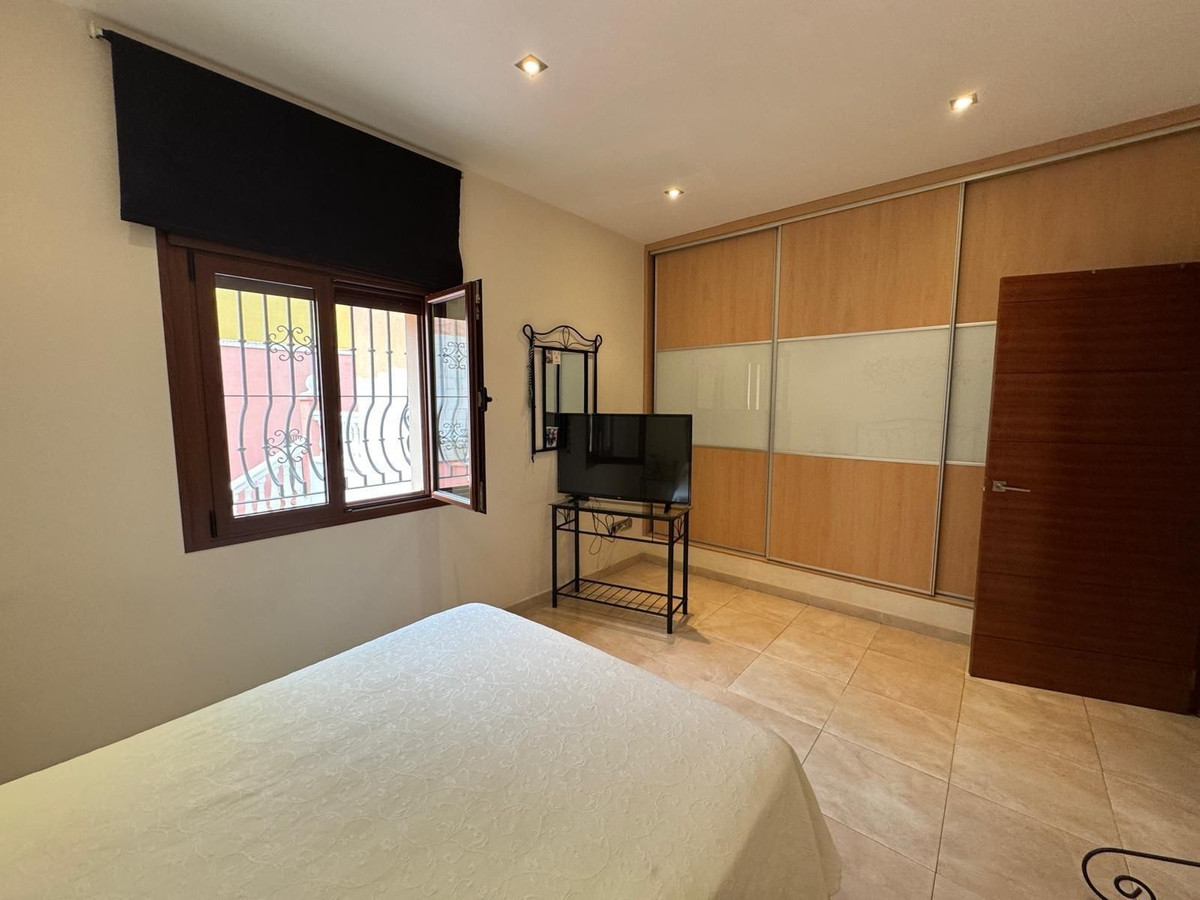 4 Bed Townhouse for sale in Benalmadena Costa Costa Del Sol, Málaga, Spain