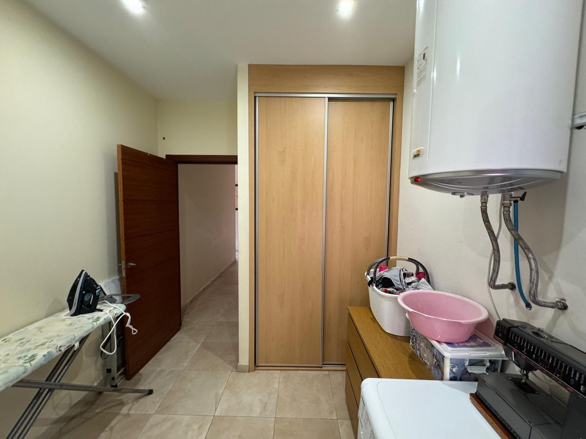 4 Bed Townhouse for sale in Benalmadena Costa Costa Del Sol, Málaga, Spain