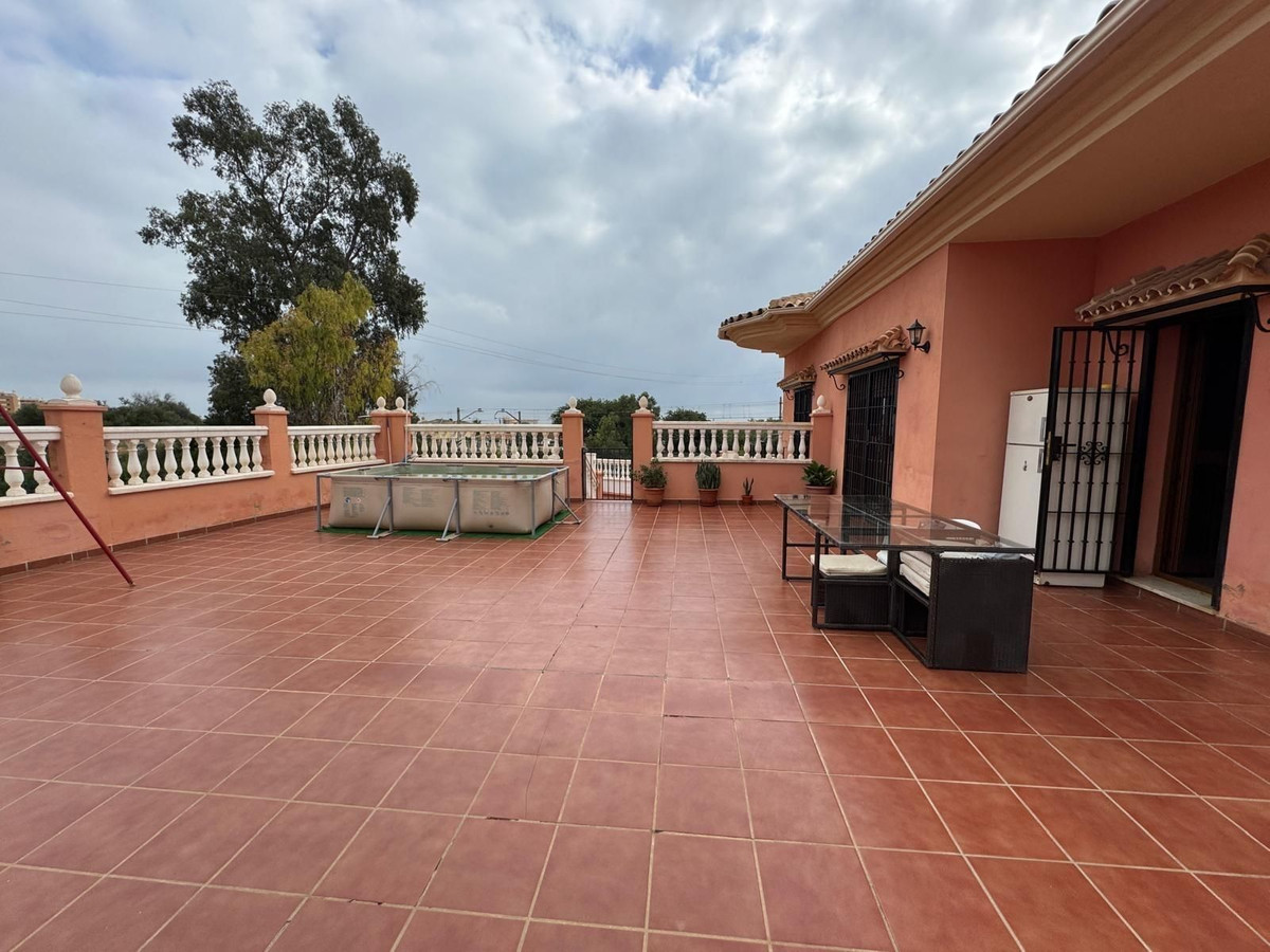 4 Bed Townhouse for sale in Benalmadena Costa Costa Del Sol, Málaga, Spain