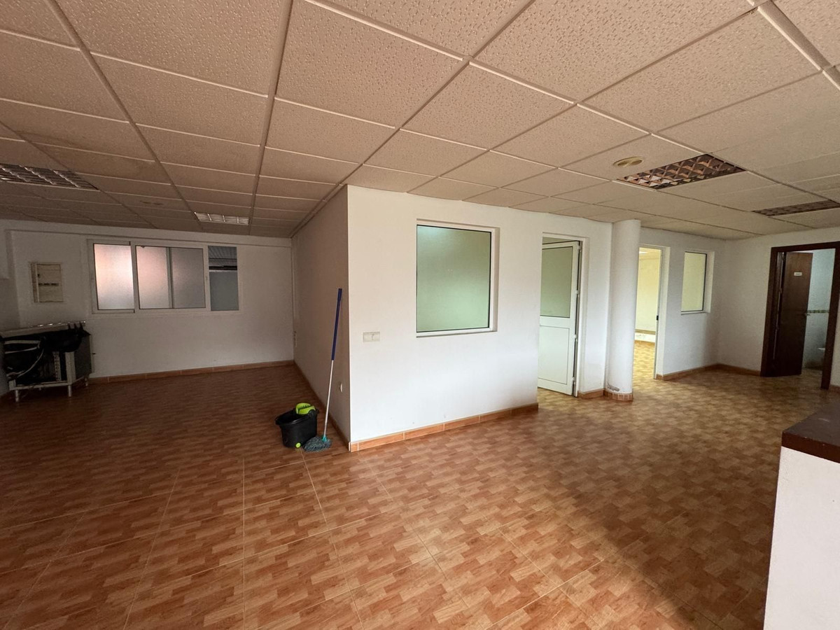 4 Bed Townhouse for sale in Benalmadena Costa Costa Del Sol, Málaga, Spain