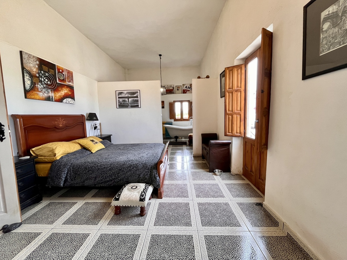 3 Bed Townhouse for sale in Dolores Costa Blanca, Alicante, Spain