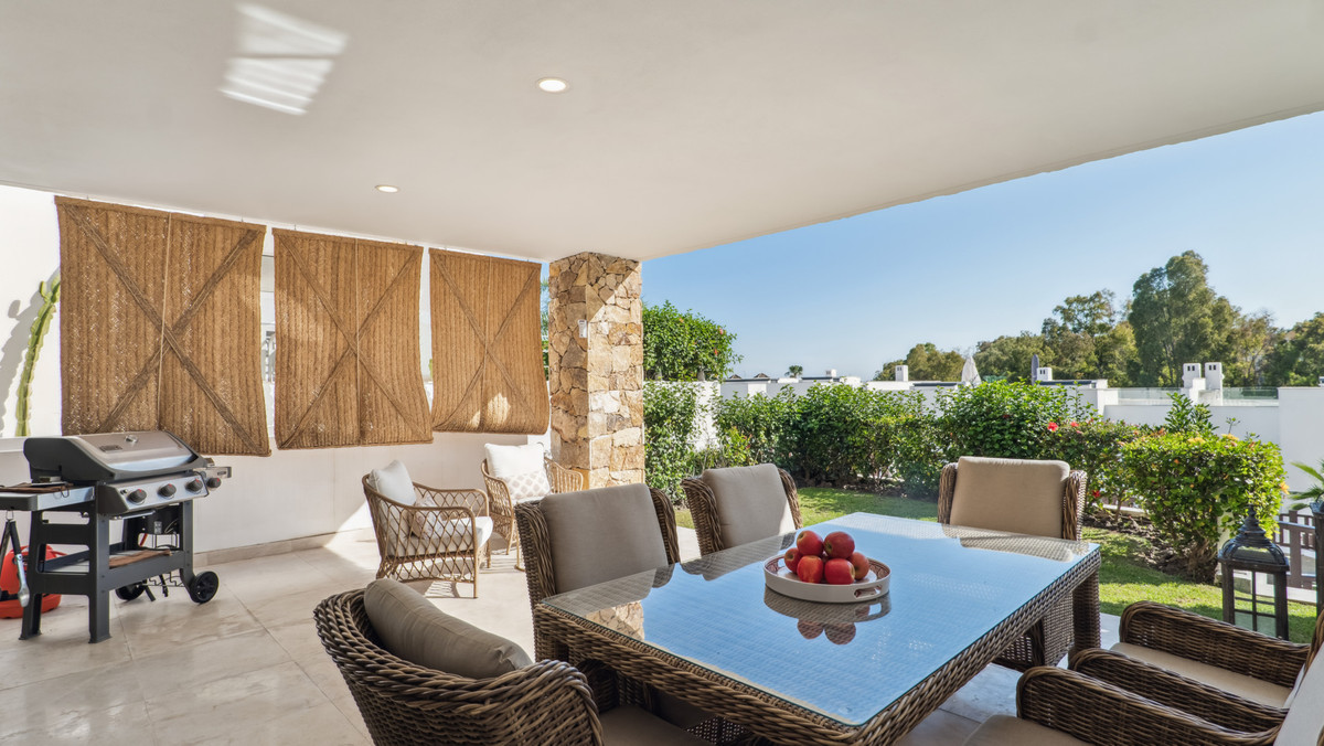 3 Bed Townhouse for sale in The Golden Mile Costa Del Sol, Málaga, Spain