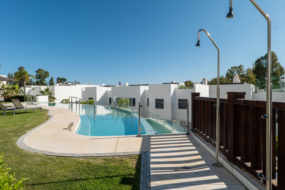 3 Bed Townhouse for sale in The Golden Mile Costa Del Sol, Málaga, Spain