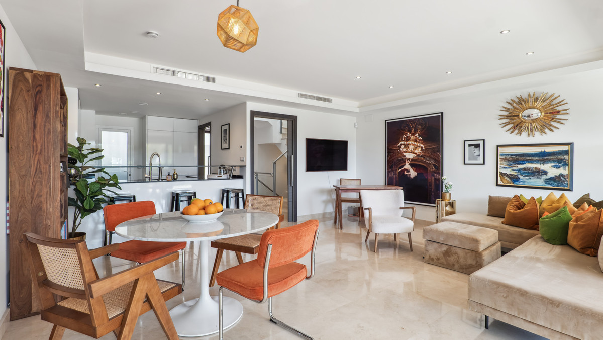 3 Bed Townhouse for sale in The Golden Mile Costa Del Sol, Málaga, Spain