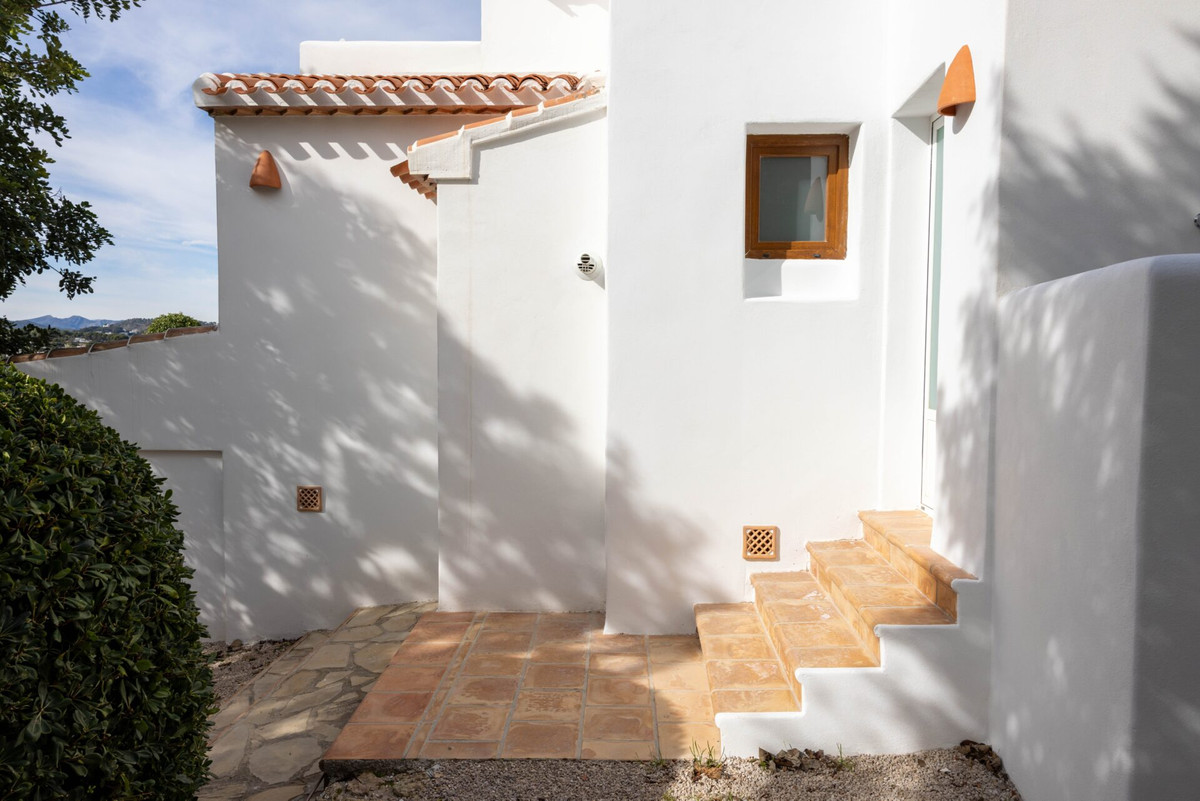 4 Bed Townhouse for sale in Javea Costa Blanca, Alicante, Spain