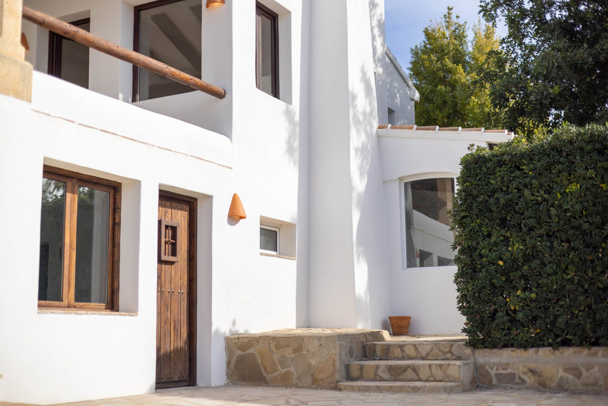 4 Bed Townhouse for sale in Javea Costa Blanca, Alicante, Spain