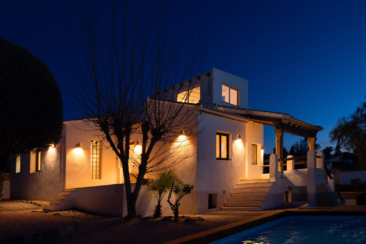 4 Bed Townhouse for sale in Javea Costa Blanca, Alicante, Spain