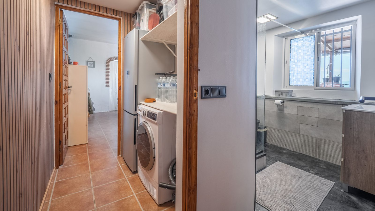 6 Bed Townhouse for sale in Villanueva De La Concepcion Costa Del Sol, Málaga, Spain