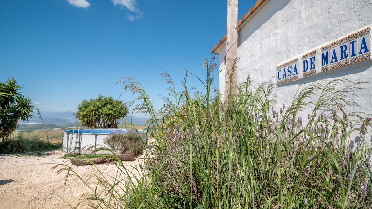 6 Bed Townhouse for sale in Villanueva De La Concepcion Costa Del Sol, Málaga, Spain