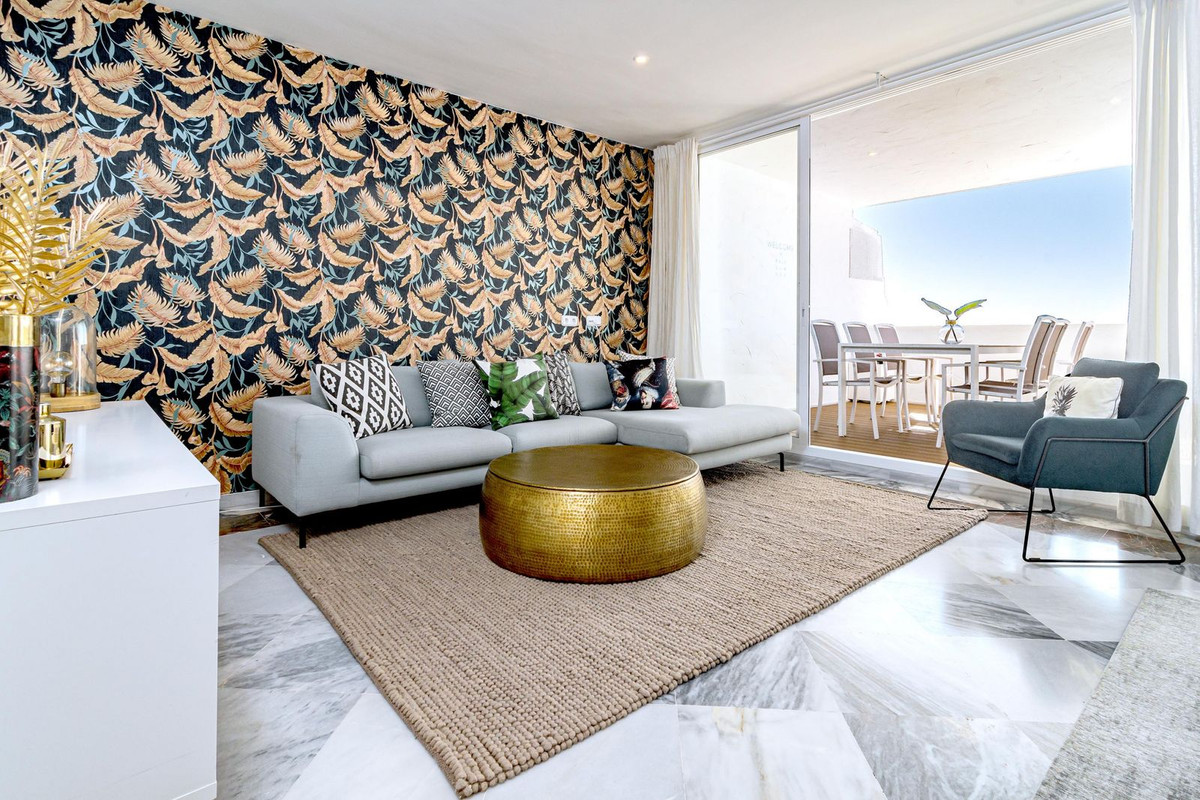 3 Bed Apartment for sale in Nueva Andalucía Costa Del Sol, Málaga, Spain