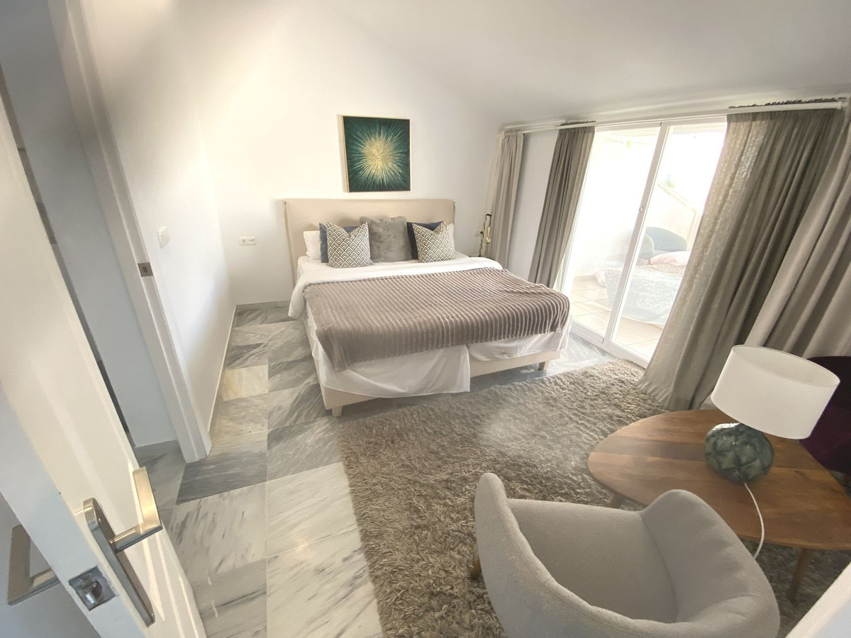 3 Bed Apartment for sale in Nueva Andalucía Costa Del Sol, Málaga, Spain