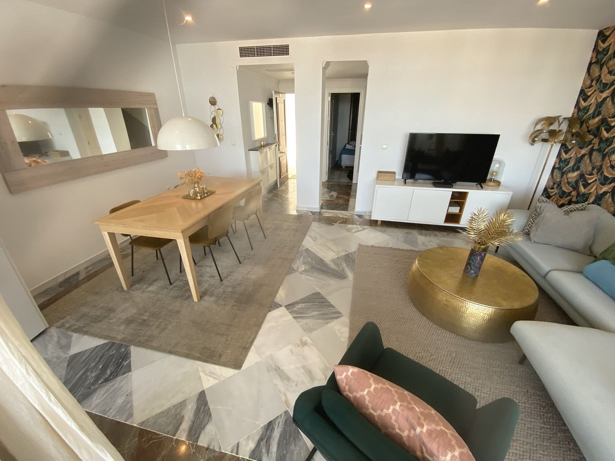 3 Bed Apartment for sale in Nueva Andalucía Costa Del Sol, Málaga, Spain