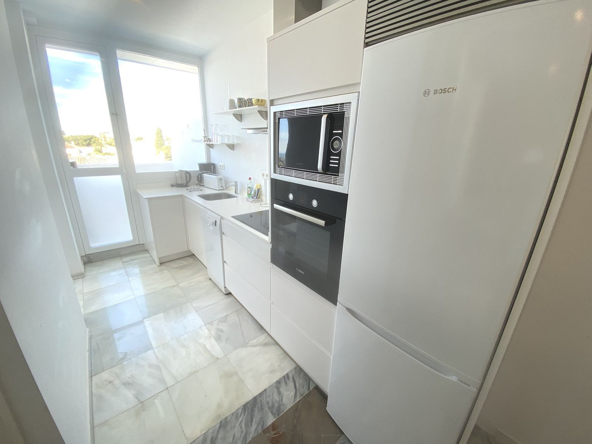 3 Bed Apartment for sale in Nueva Andalucía Costa Del Sol, Málaga, Spain