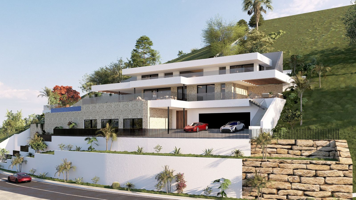 Plots for sale in La Quinta Costa Del Sol, Málaga, Spain