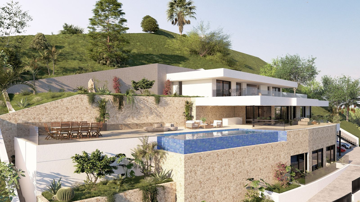 Plots for sale in La Quinta Costa Del Sol, Málaga, Spain