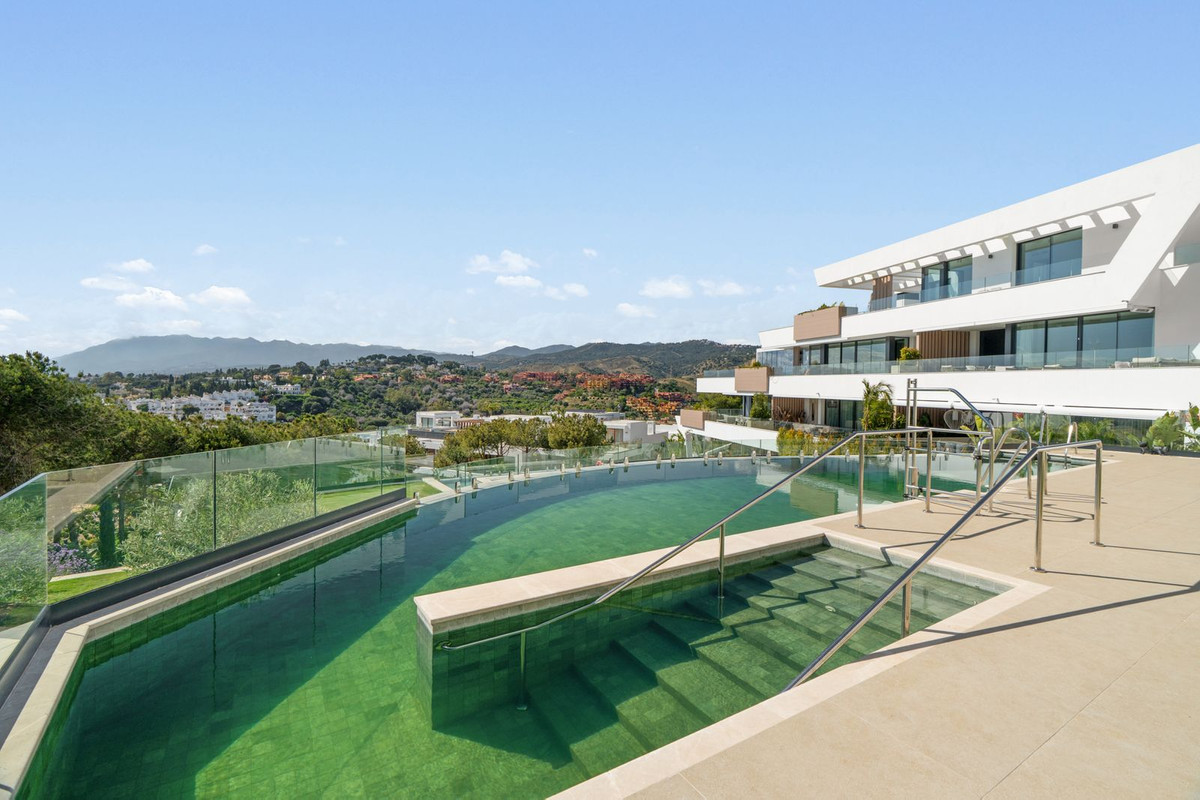 3 Bed Apartment for sale in Artola Costa Del Sol, Málaga, Spain