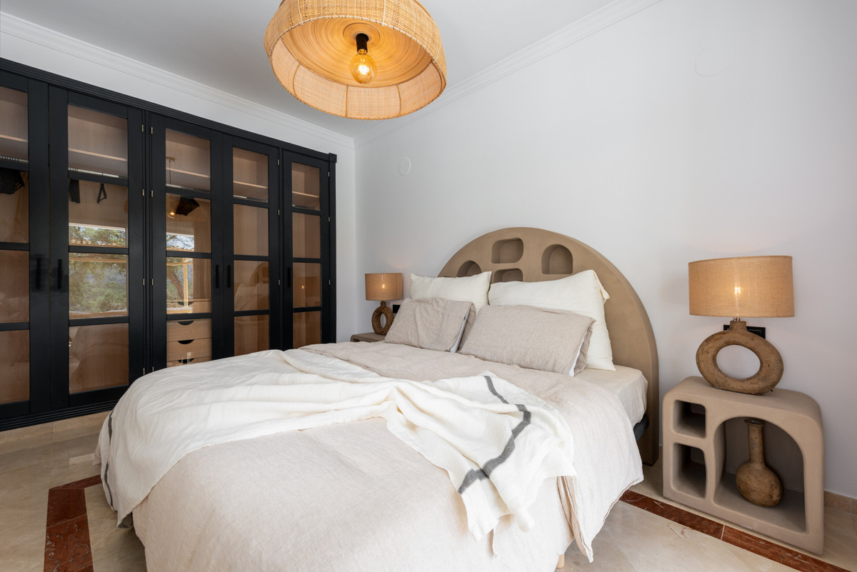 Se vende Apartamento Planta Baja de 3 dormitorios en Costa Del Sol, Cadiz, España