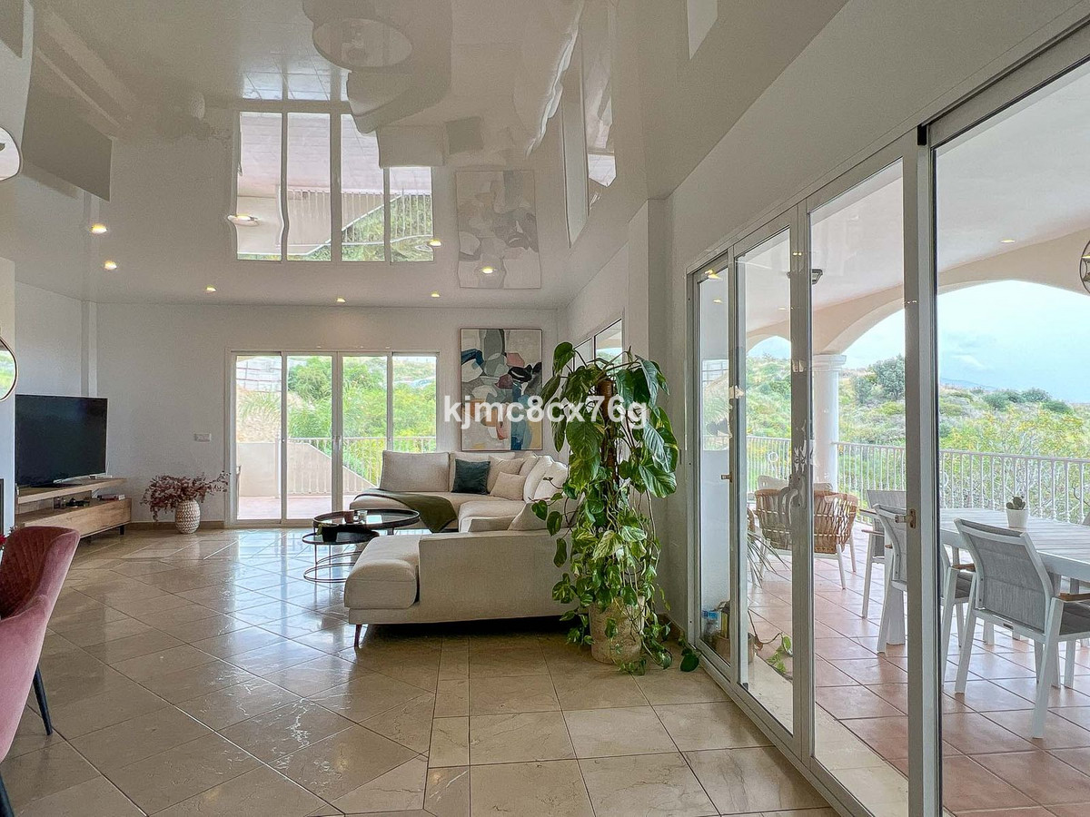 6 Bed Townhouse for sale in Riviera Del Sol Costa Del Sol, Málaga, Spain