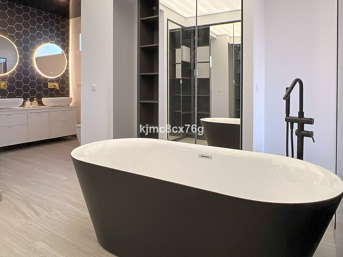 6 Bed Townhouse for sale in Riviera Del Sol Costa Del Sol, Málaga, Spain