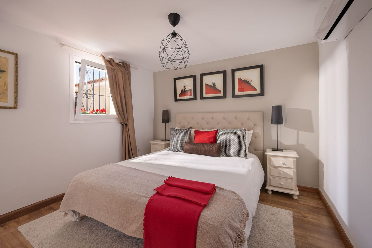 6 Bed Townhouse for sale in Río Real Costa Del Sol, Málaga, Spain