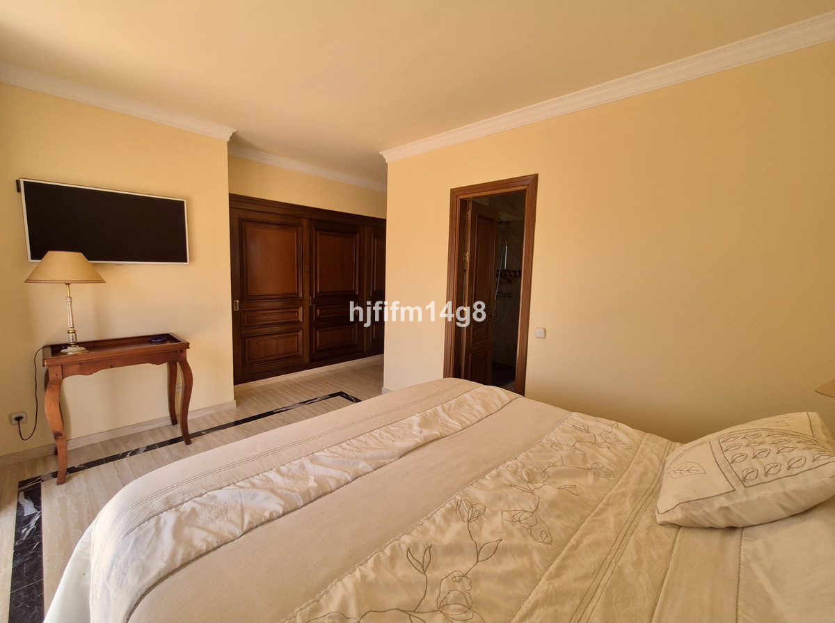 3 Bed Townhouse for sale in La Campana Costa Del Sol, Málaga, Spain