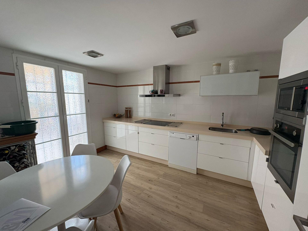 4 Bed Townhouse for sale in Torremolinos Costa Del Sol, Málaga, Spain