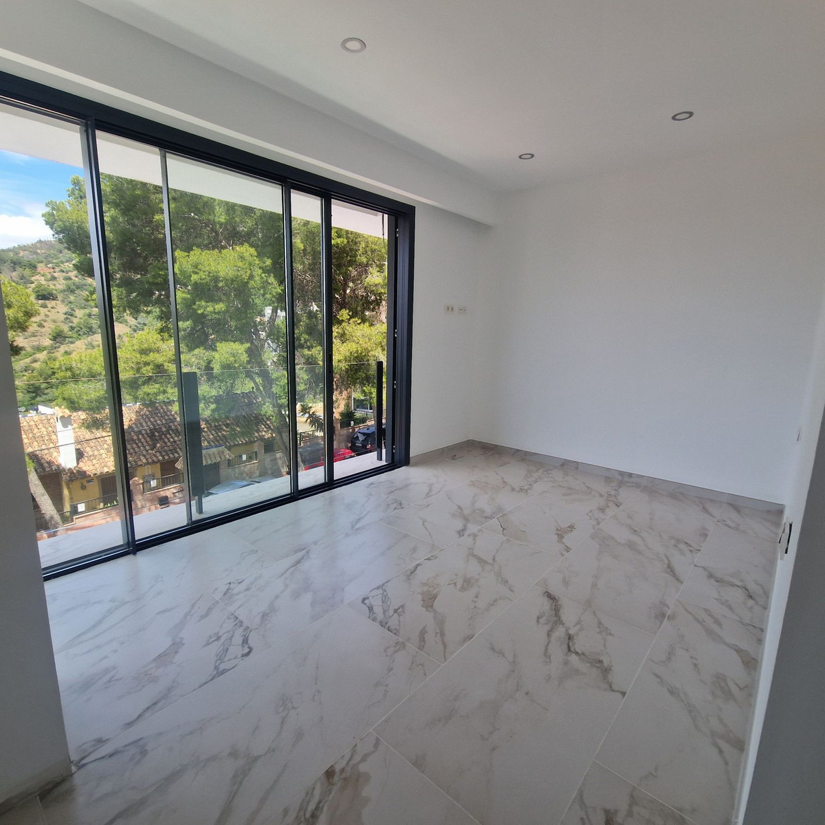 3 Bed Townhouse for sale in Málaga Costa Del Sol, Málaga, Spain