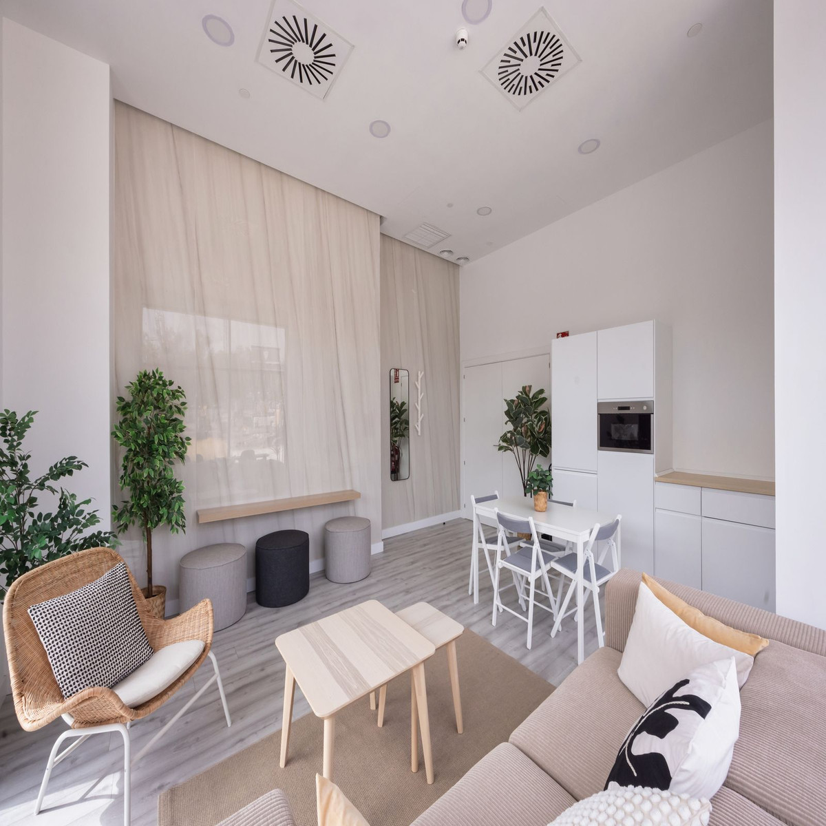 1 Bed Apartment for sale in Martiricos Málaga Ciudad, Málaga, Spain