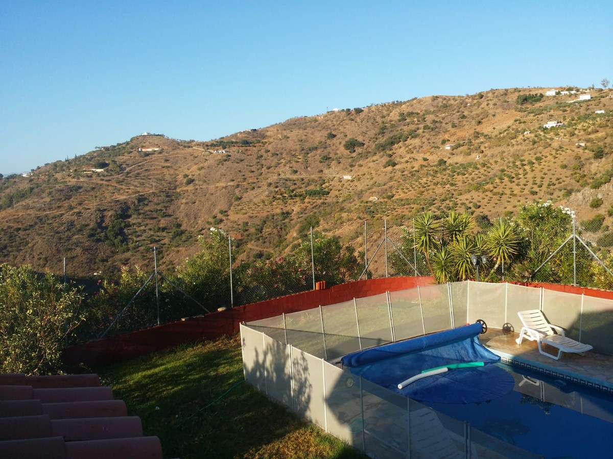 Se vende Finca - Cortijo de 5 dormitorios en Costa Del Sol, Málaga, España
