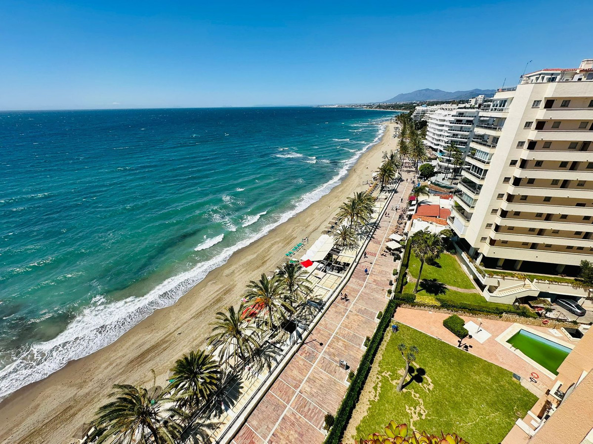 Apartment for sale in Marbella Costa Del Sol, Málaga, Spain