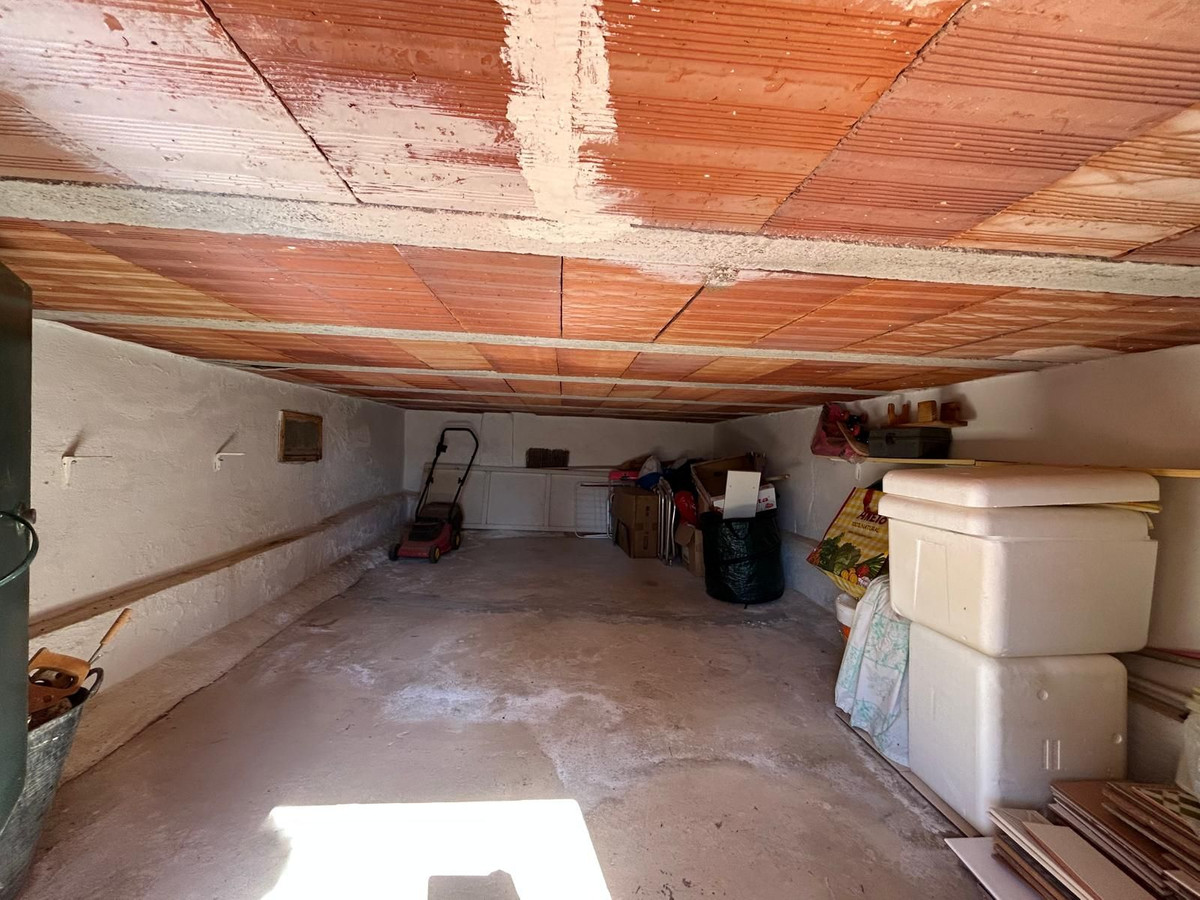 2 Bed Townhouse for sale in Alora Costa Del Sol, Málaga, Spain