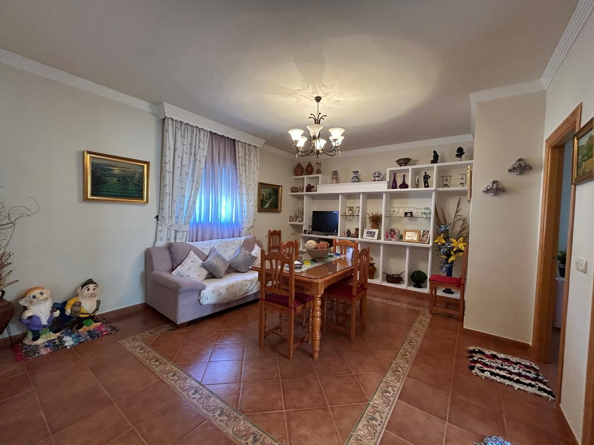2 Bed Townhouse for sale in Alora Costa Del Sol, Málaga, Spain