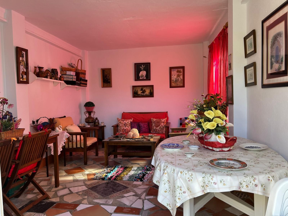 2 Bed Townhouse for sale in Alora Costa Del Sol, Málaga, Spain