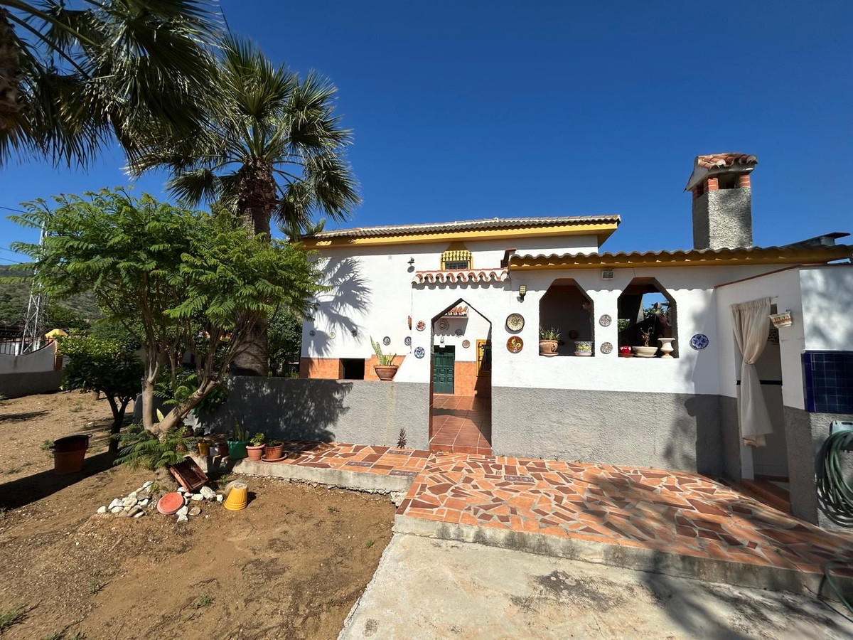 2 Bed Townhouse for sale in Alora Costa Del Sol, Málaga, Spain