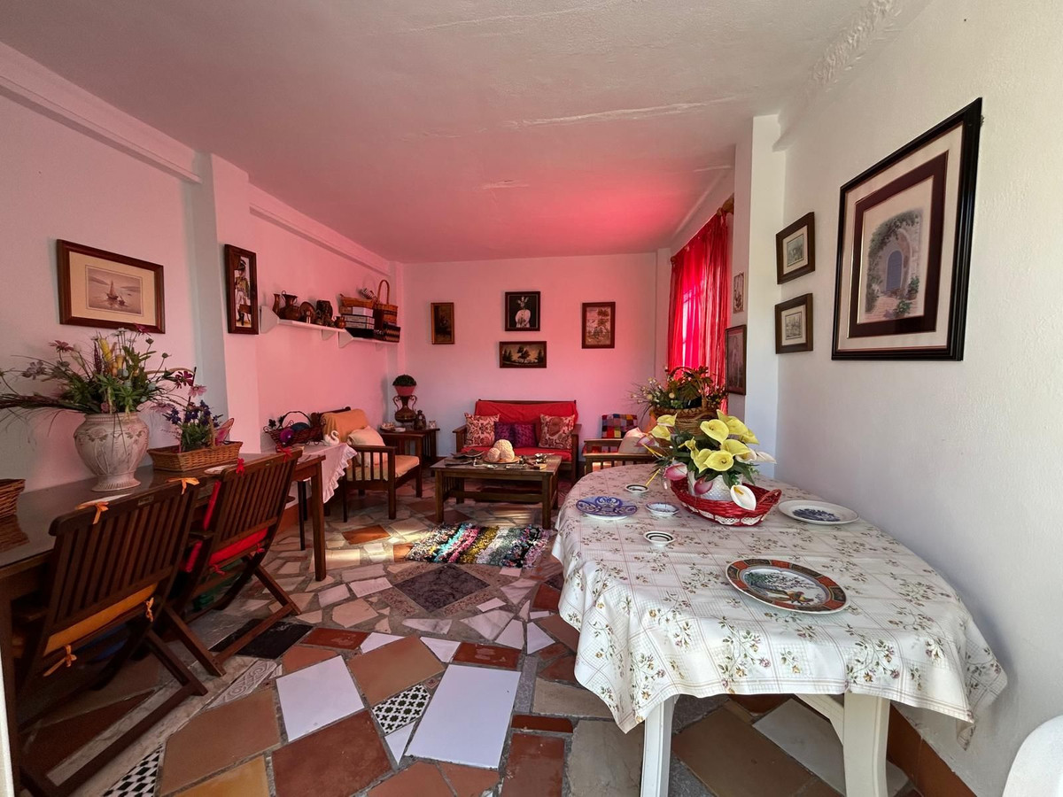2 Bed Townhouse for sale in Alora Costa Del Sol, Málaga, Spain