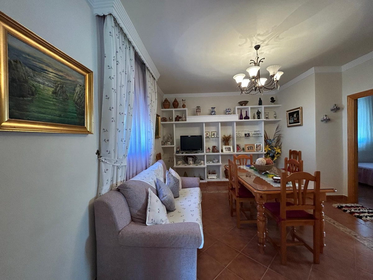 2 Bed Townhouse for sale in Alora Costa Del Sol, Málaga, Spain