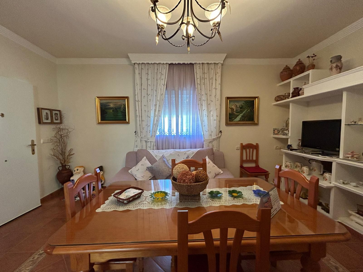 2 Bed Townhouse for sale in Alora Costa Del Sol, Málaga, Spain