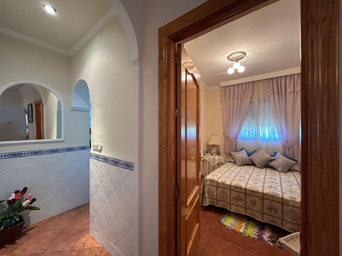 2 Bed Townhouse for sale in Alora Costa Del Sol, Málaga, Spain