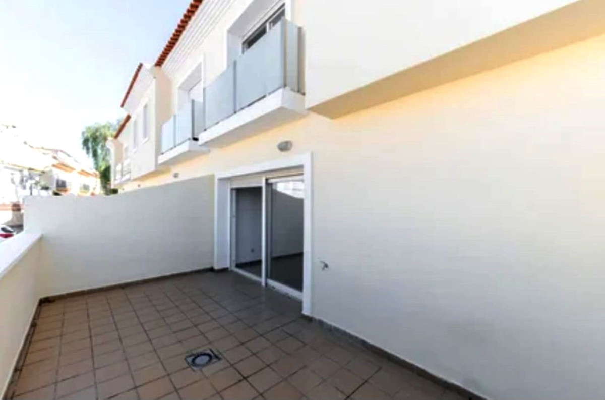 Se vende Adosada de 4 dormitorios en Costa Del Sol, Málaga, España