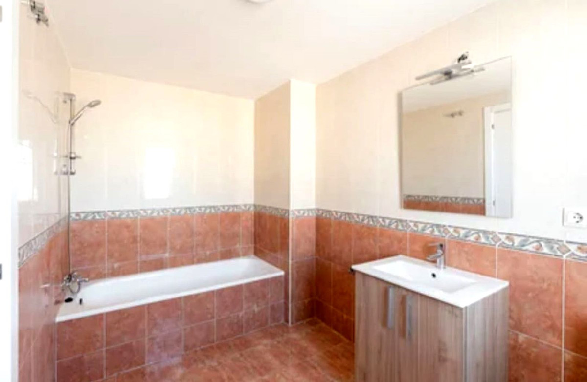 Se vende Adosada de 4 dormitorios en Costa Del Sol, Málaga, España