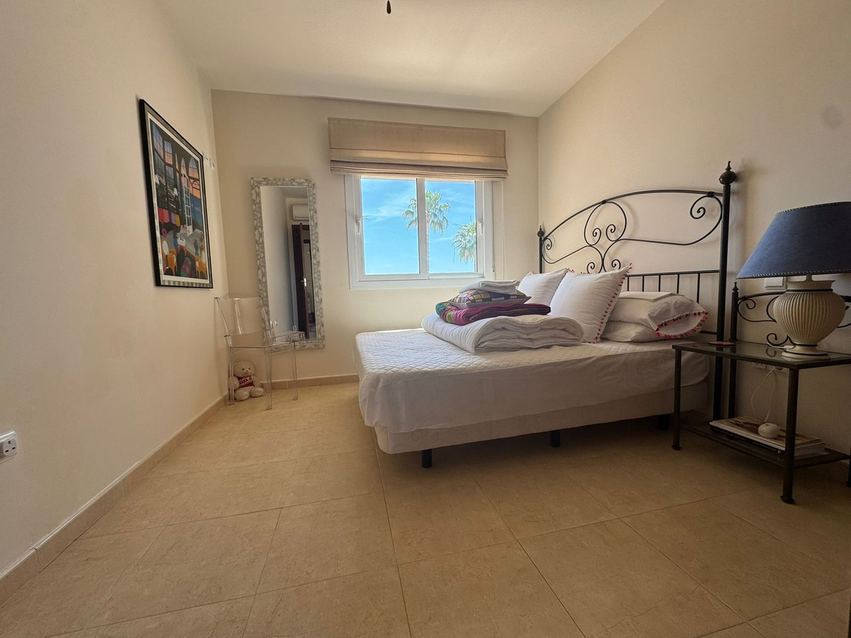 Se vende Adosada de 5 dormitorios en Costa Del Sol, Málaga, España